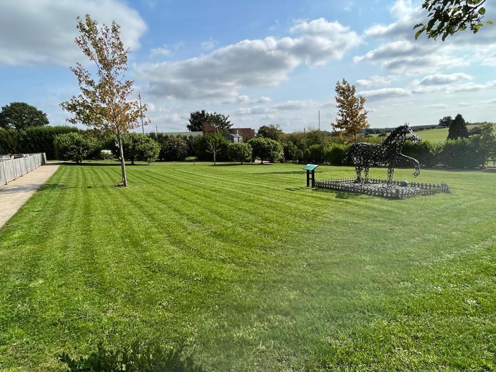 Lionheart Large Luxury Lodge - Sleeps 10- Dog Friendly,Near Sherwood Forest At Fairview Farm Nottingham Great For Family Gatherings ,Groups ,Parties Exteriér fotografie